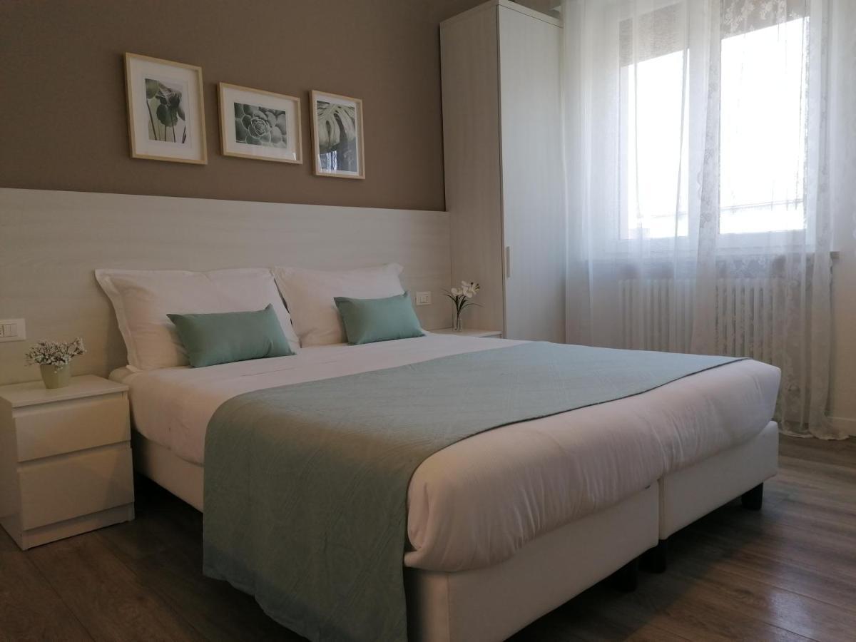 Bed Da Anna 호텔 페스키에라델가르다 외부 사진